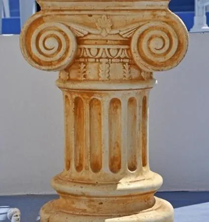 Katerina Adamantas (Milos)
